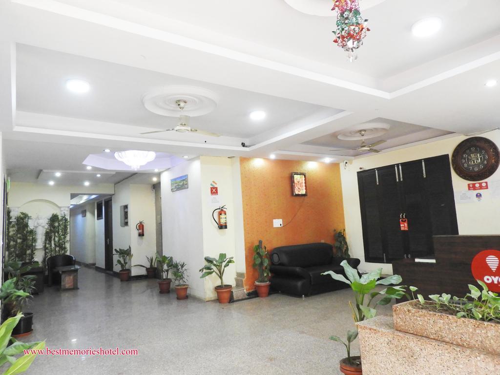Hotel Jkm Palace Near Apollo Hospital New Delhi Exterior photo